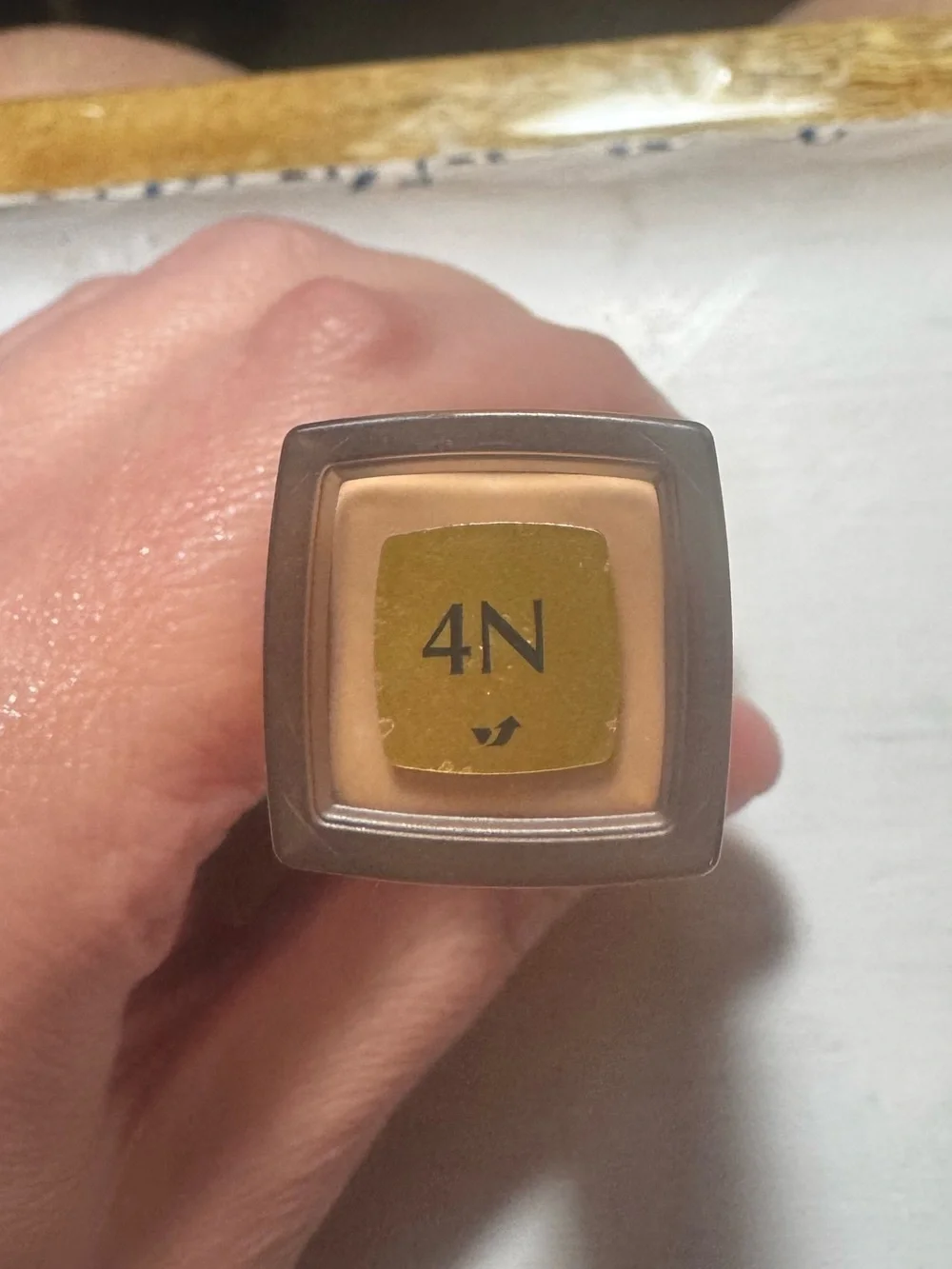 Estee Lauder Double Wear Concealer — Warm Medium Tan
